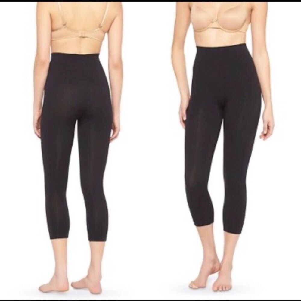 Assets by Sarah Blakely Black Leggings Size Small